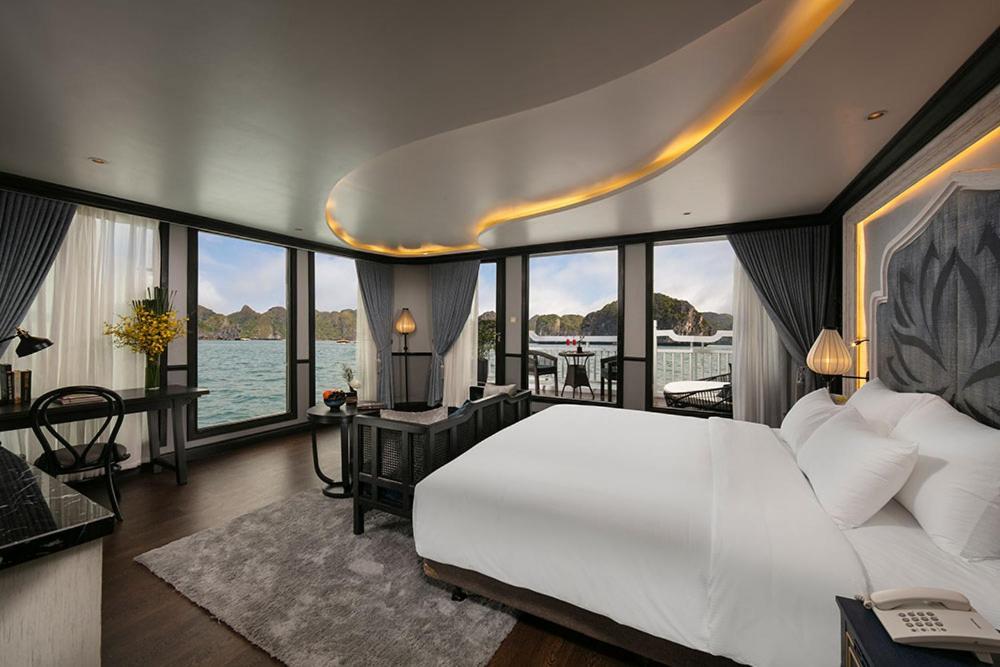 Lapinta Luxury Cruises Ha Long Exterior photo