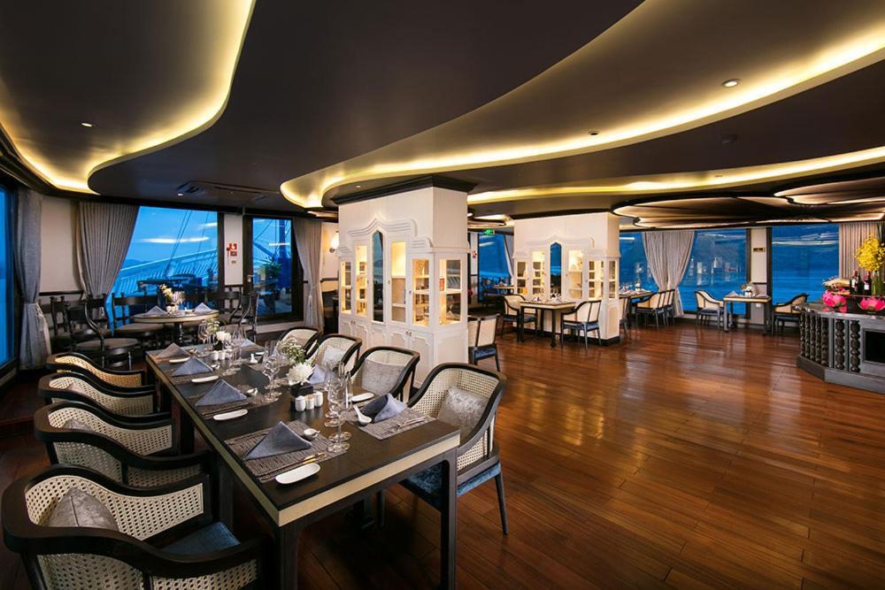 Lapinta Luxury Cruises Ha Long Exterior photo